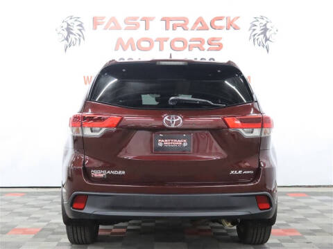 2018 Toyota Highlander SE
