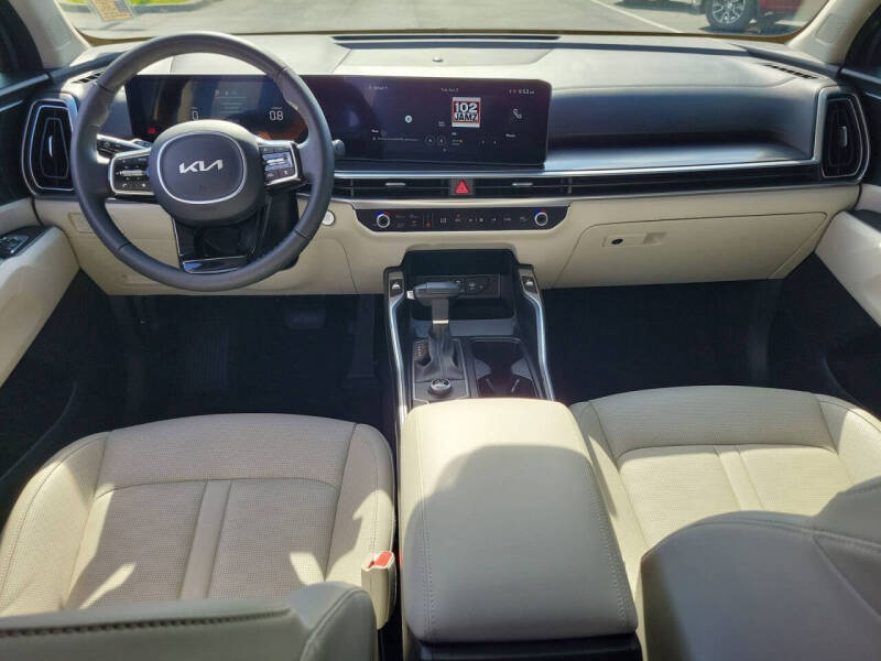 2025 Kia Sorento S