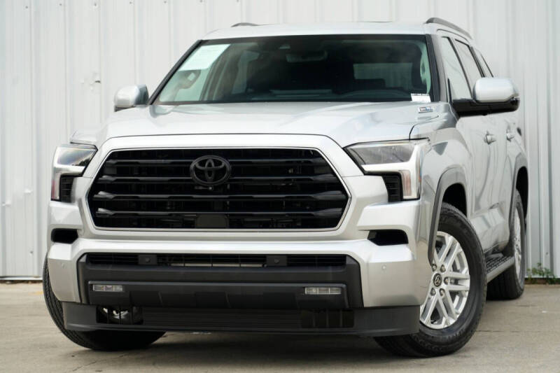 2023 Toyota Sequoia SR5