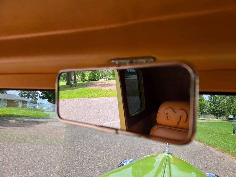1930 Dodge 5-Window Coupe