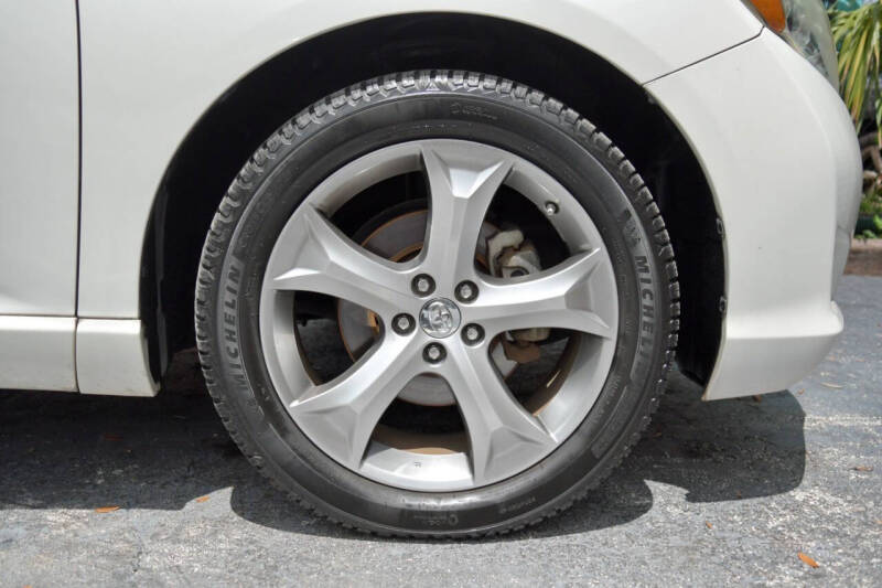 2013 Toyota Venza LE