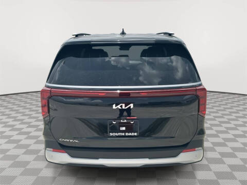 2026 Kia Carnival EX