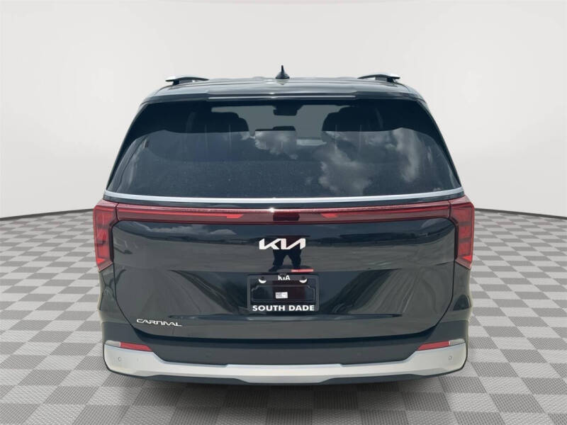 2026 Kia Carnival EX
