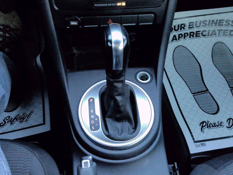 2014 Volkswagen Beetle 1.8T Entry PZEV