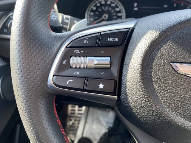 2023 Genesis G70