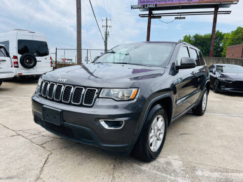 2020 Jeep Grand Cherokee Laredo