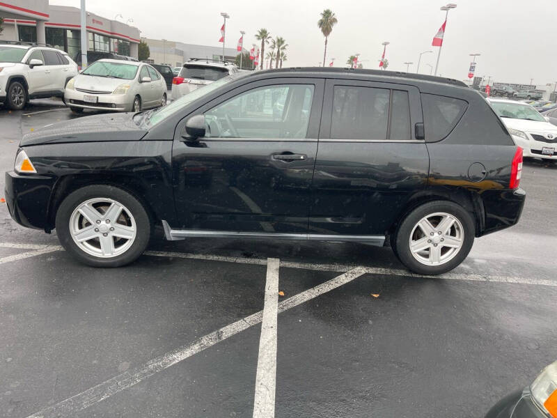 2007 Jeep Compass Sport