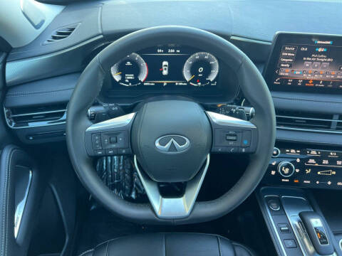 2025 Infiniti QX60 Luxe