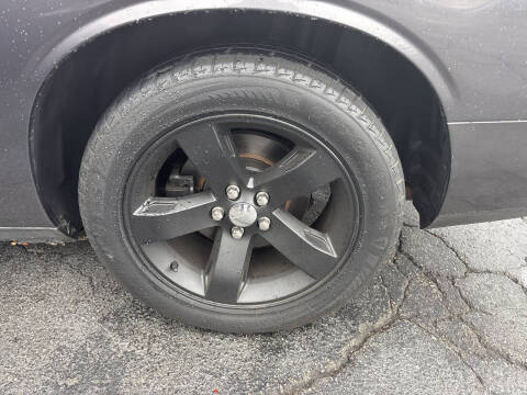 2014 Dodge Challenger R/T Plus