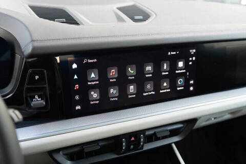 2024 Porsche Cayenne