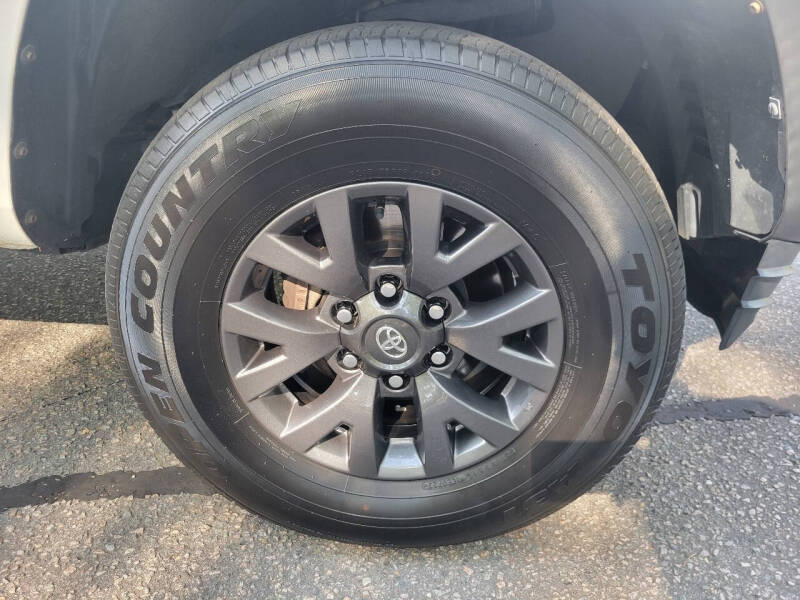 2021 Toyota Tacoma SR
