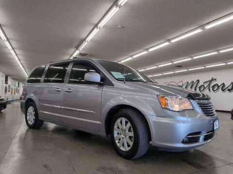 2015 Chrysler Town and Country for sale at Car Now in Mount Zion IL