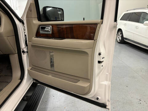 2012 Lincoln Navigator