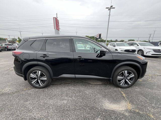 2024 Nissan Rogue SL