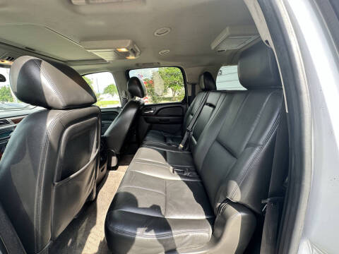 2012 Chevrolet Suburban LT