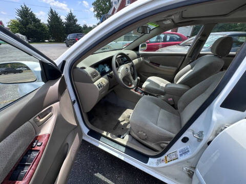 2004 Toyota Corolla LE