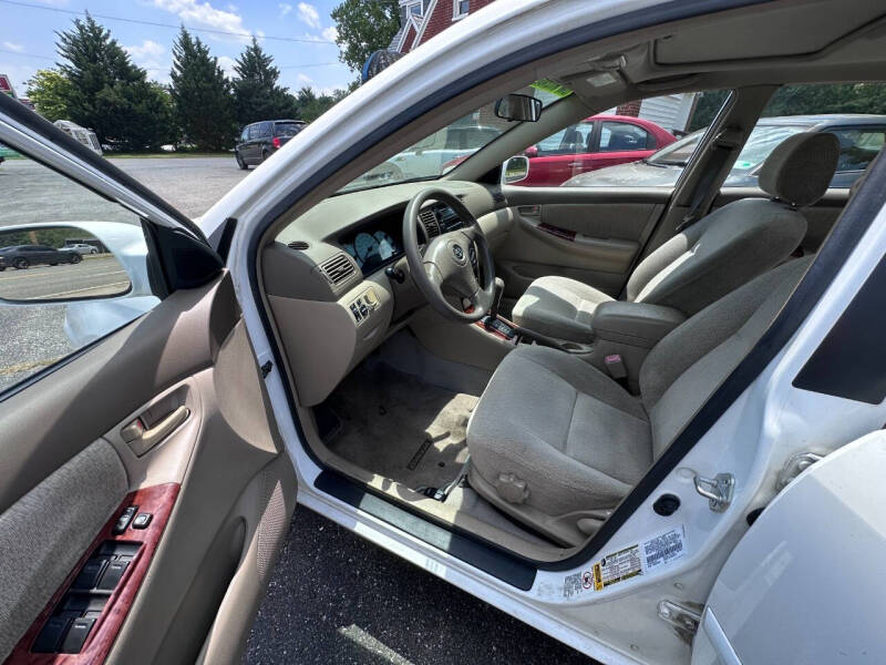 2004 Toyota Corolla LE