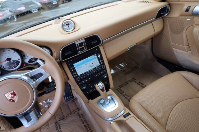 2011 Porsche 911 Carrera 4S