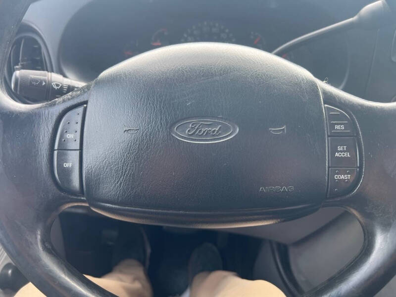 1999 Ford E-Series E-350 SD