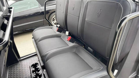 2024 Segway UT10S CREW