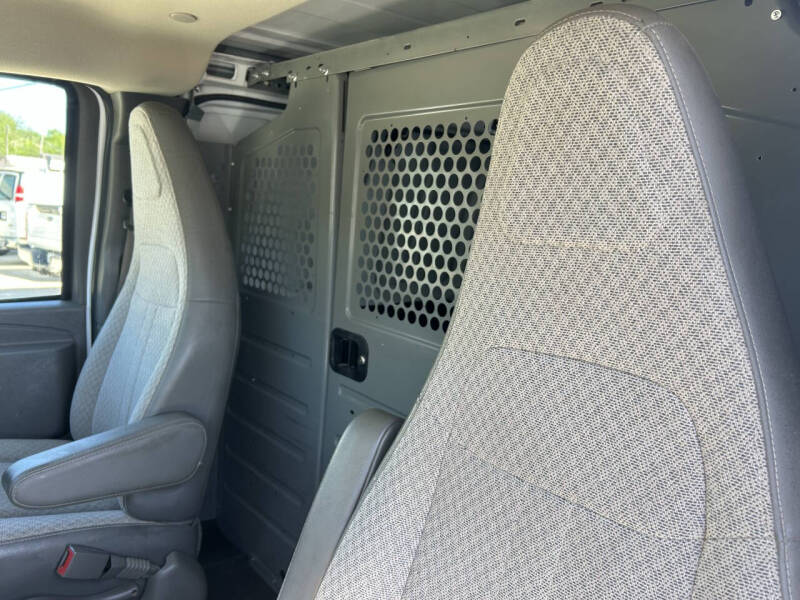 2017 Chevrolet Express 2500