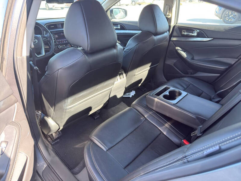 2023 Nissan Maxima 3.5 SV