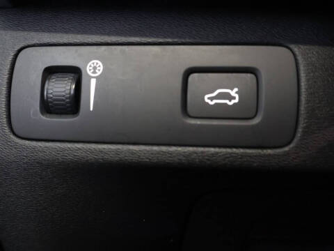 2020 Volvo XC90 T5 Momentum