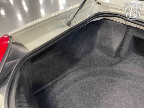 2003 Ford Thunderbird