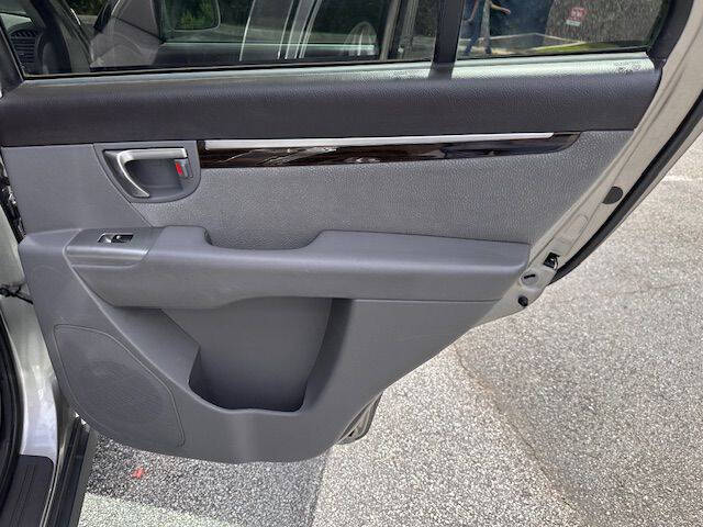 2011 Hyundai Santa Fe SE