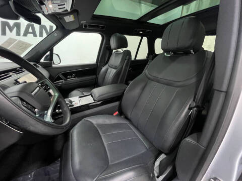 2024 Land Rover Range Rover P530 SE