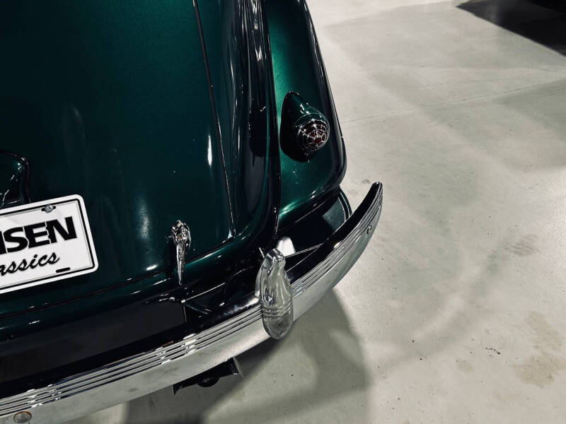 1937 Chrysler Airflow