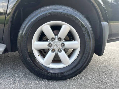 2012 Nissan Armada SV