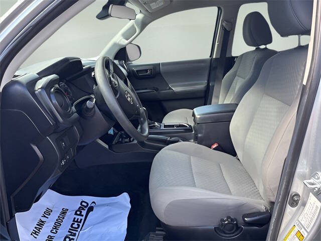 2022 Toyota Tacoma SR5 V6