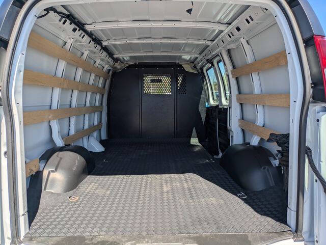 2024 GMC Savana 2500