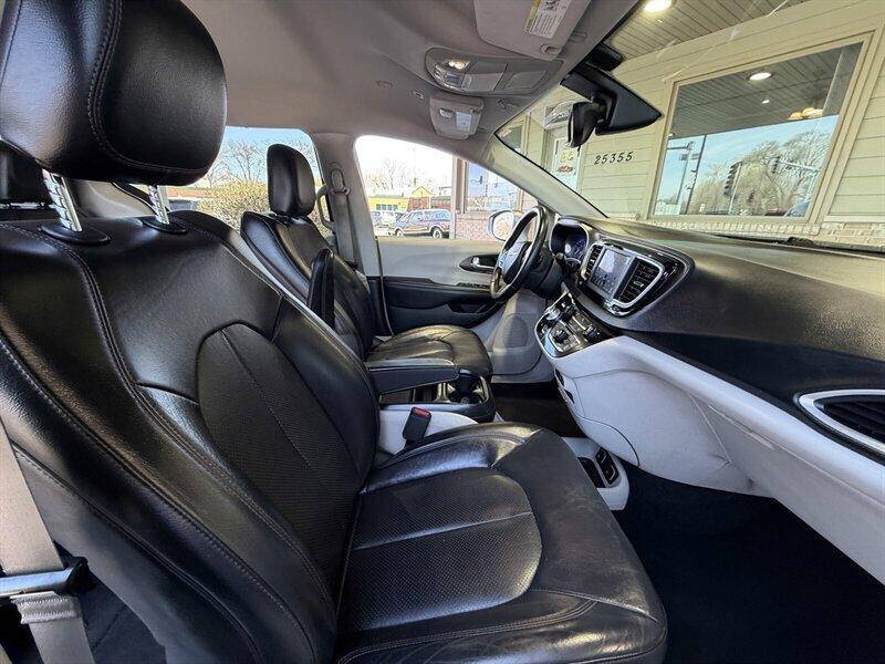2018 Chrysler Pacifica Touring L