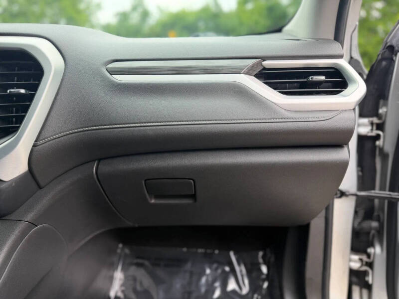 2019 GMC Acadia SLT-1