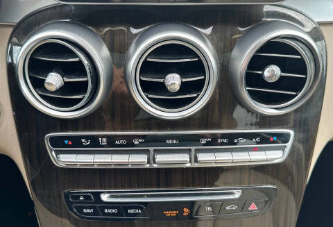 2019 Mercedes-Benz GLC GLC 300