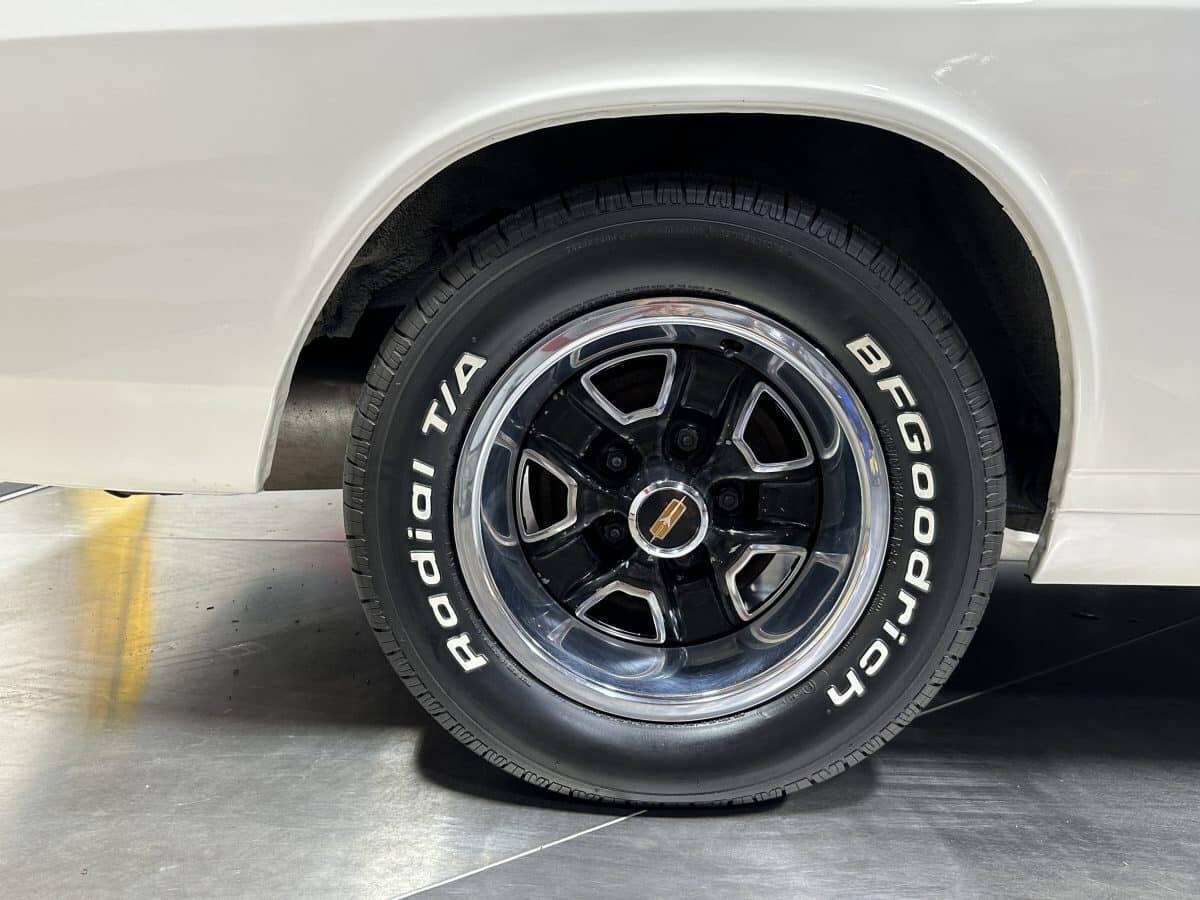 1965 Chevrolet Corvair 50