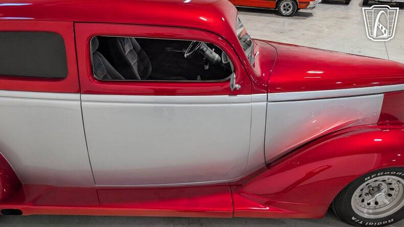 1937 Nash Lafayette