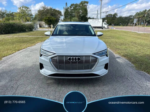 2019 Audi e-tron quattro Prestige