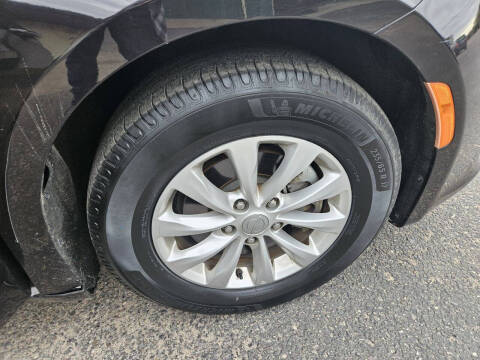 2018 Chrysler Pacifica Touring L Plus