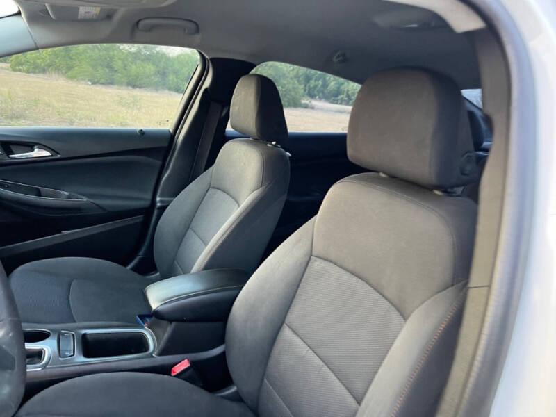 2019 Chevrolet Cruze LS