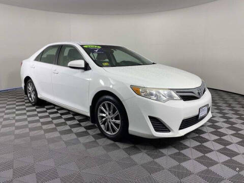 2012 Toyota Camry LE Photo