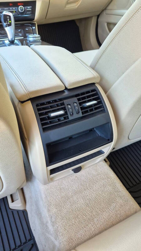 2014 BMW 5 Series 528i
