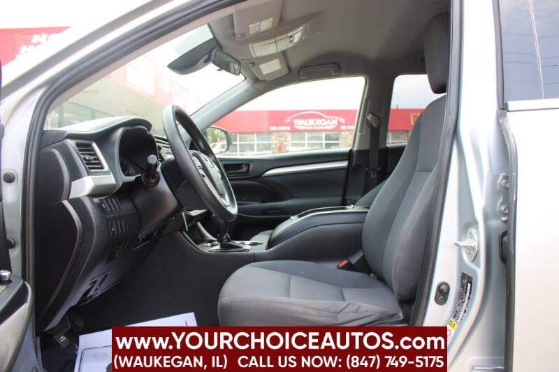 2019 Toyota Highlander LE