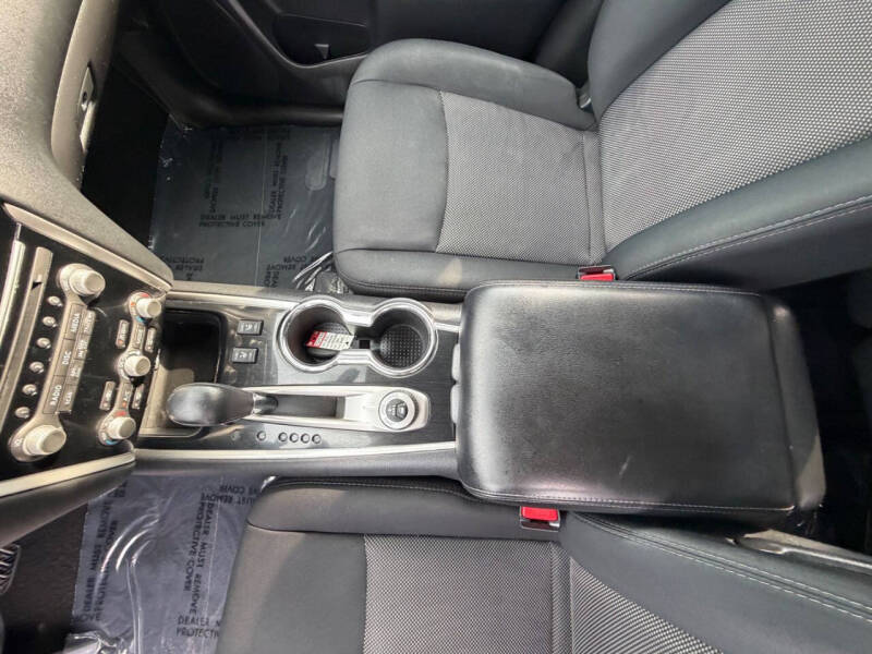 2018 Nissan Pathfinder SV