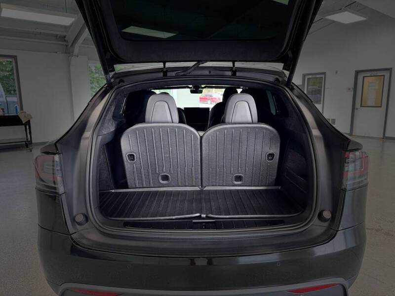 2022 Tesla Model X Plaid