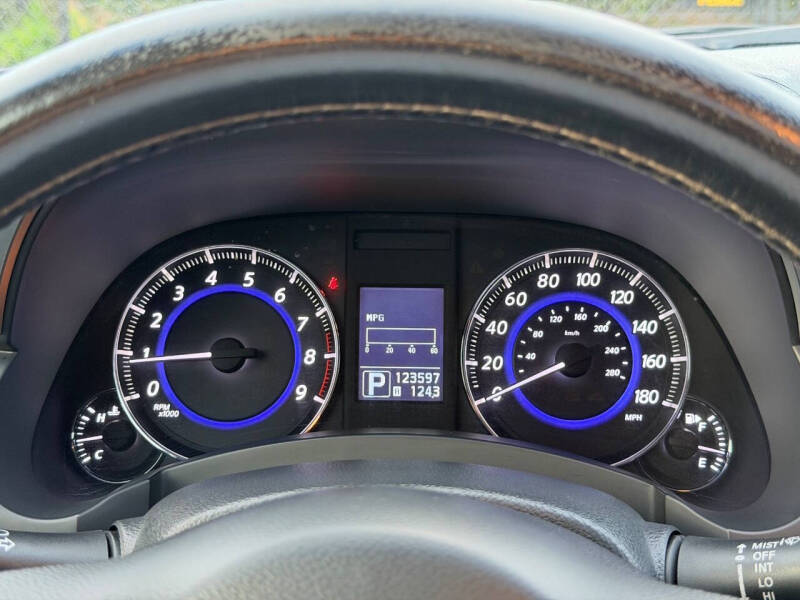 2012 Infiniti FX35