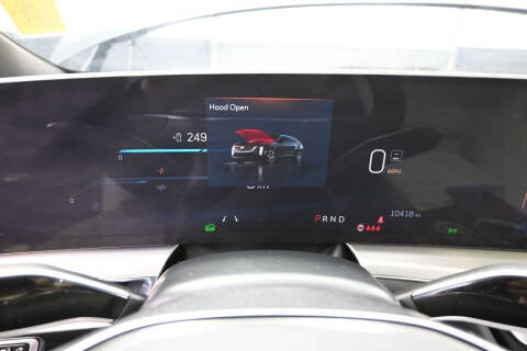 2024 Cadillac LYRIQ Luxury 1