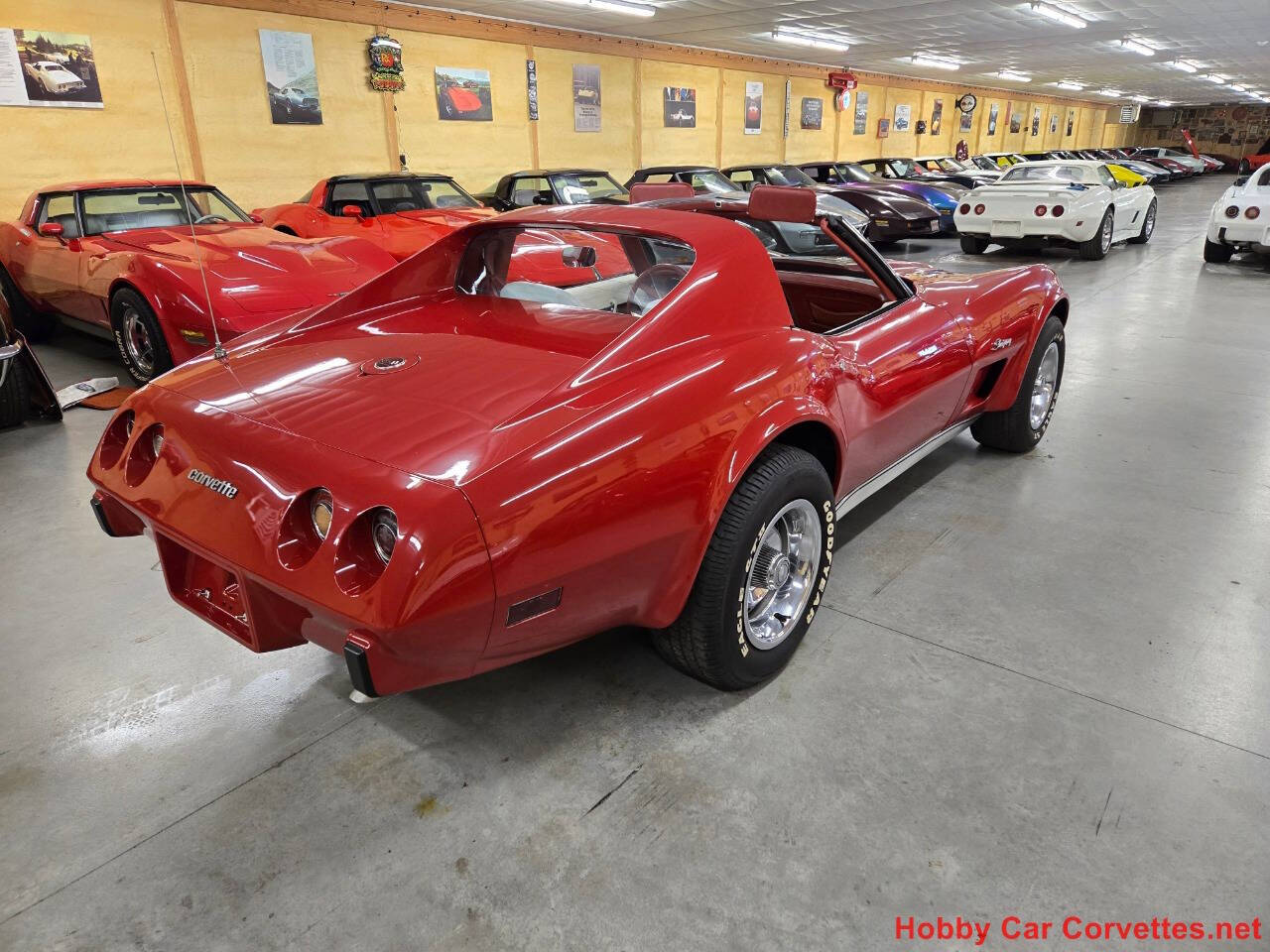 1976 Chevrolet Corvette 13